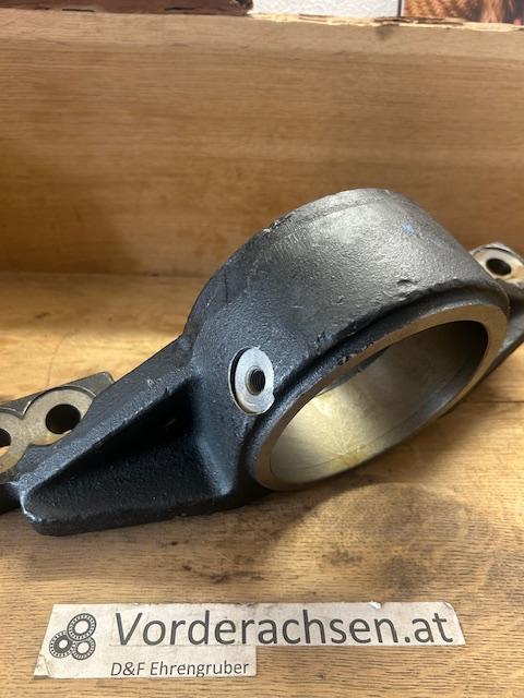 Lagerbock Stütze hinten Steyr Case Carraro 20.25  1-33-241-047